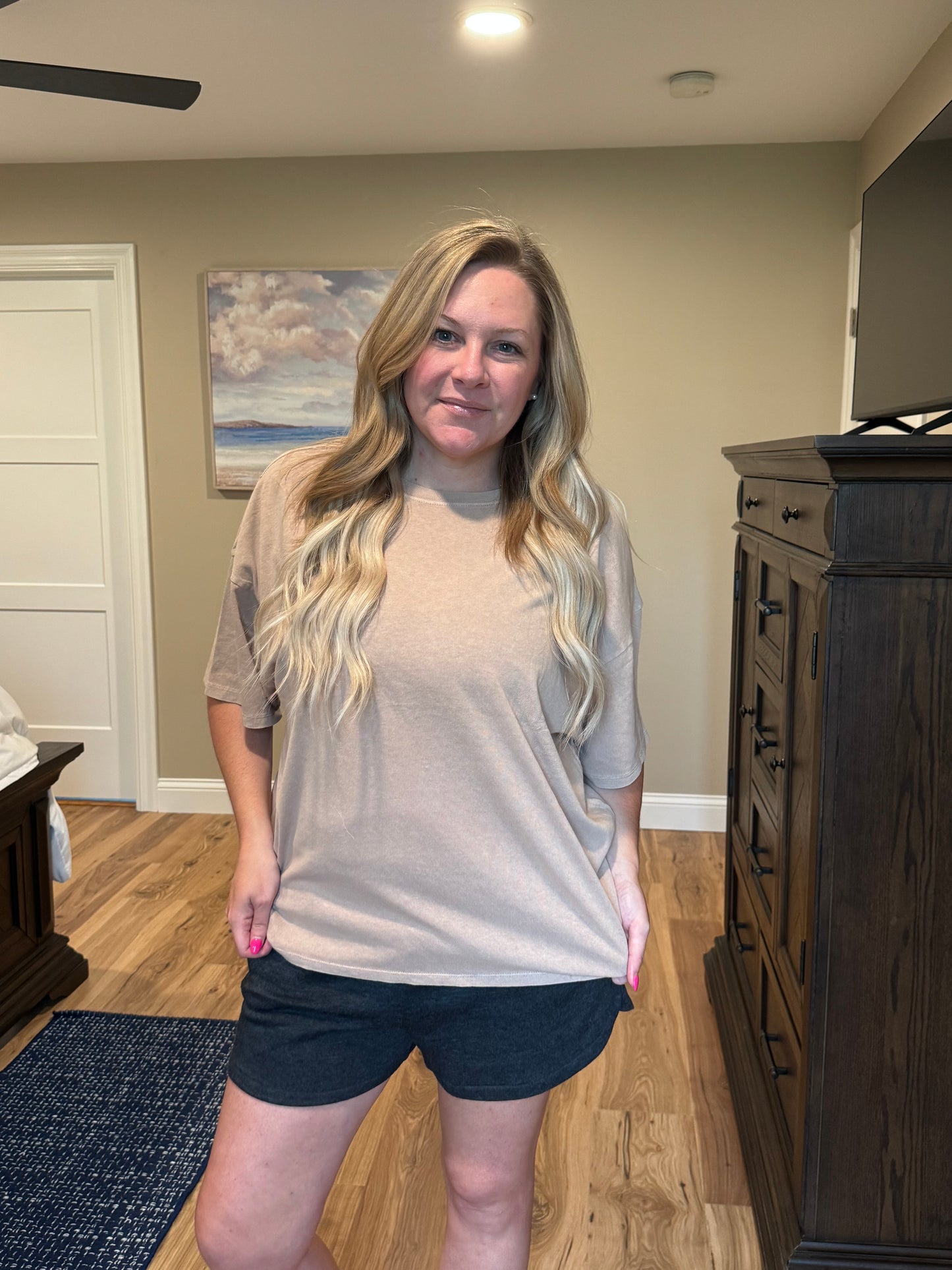 Nina - Oversized Mineral Wash T-Shirt - Khaki