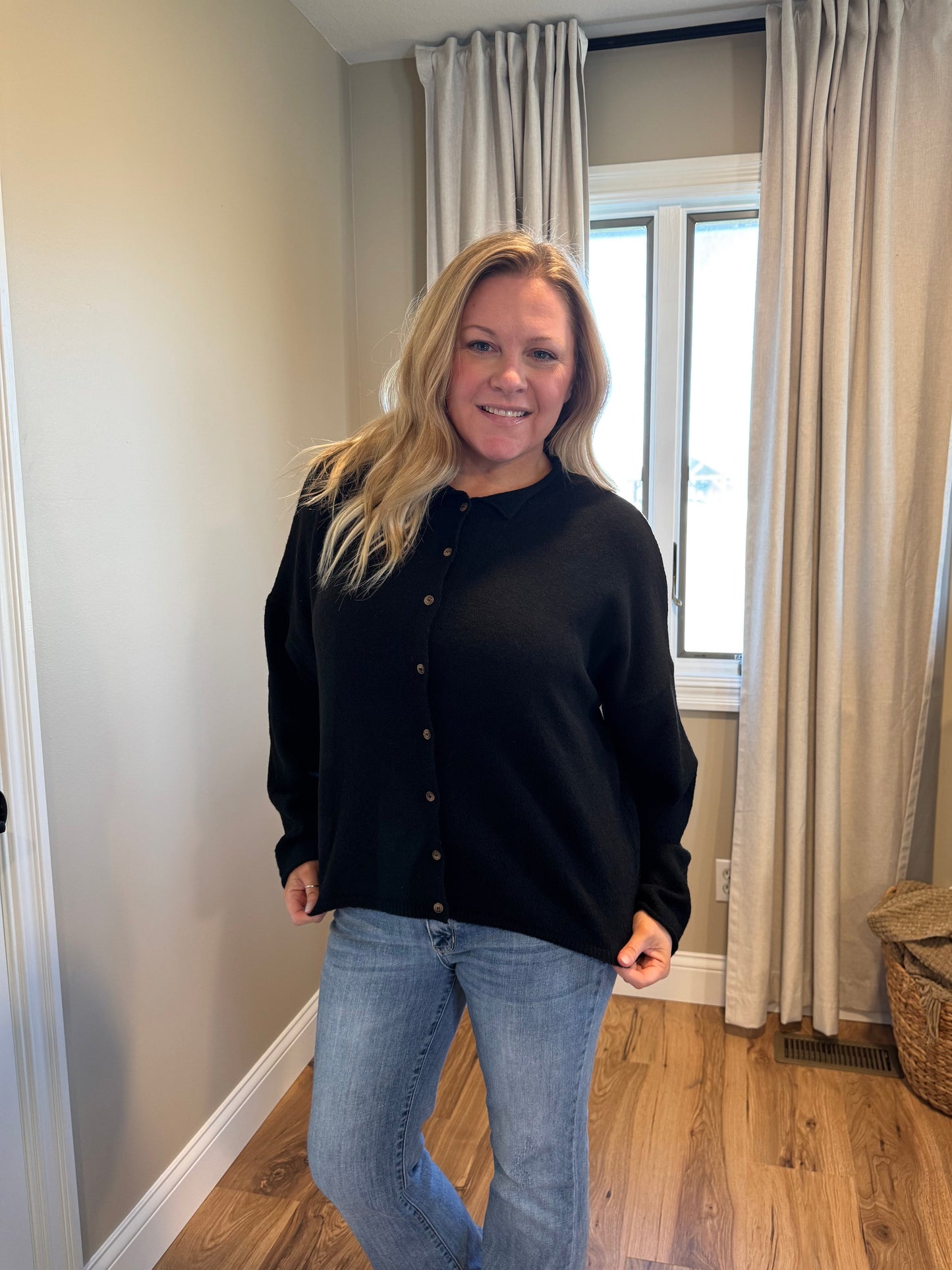 Katie - Button Down Cardigan