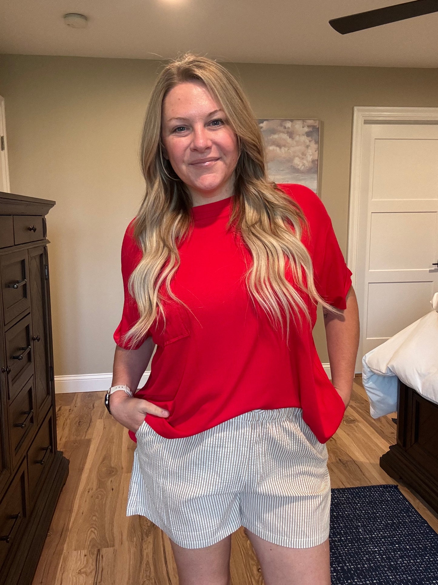 Elise - Oversized Ribbed Pocket Tee