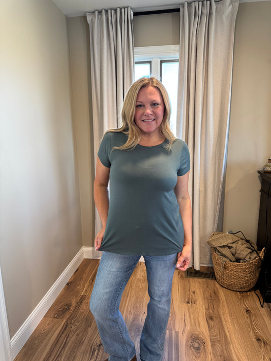 Dove - Flowy Round Hem Tee