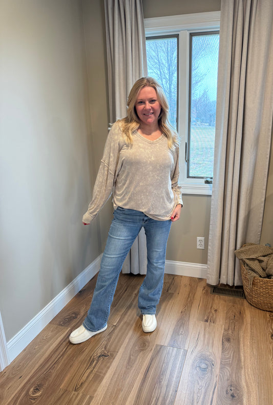 Lyla - Twist Back Ribbed Long Sleeve Top