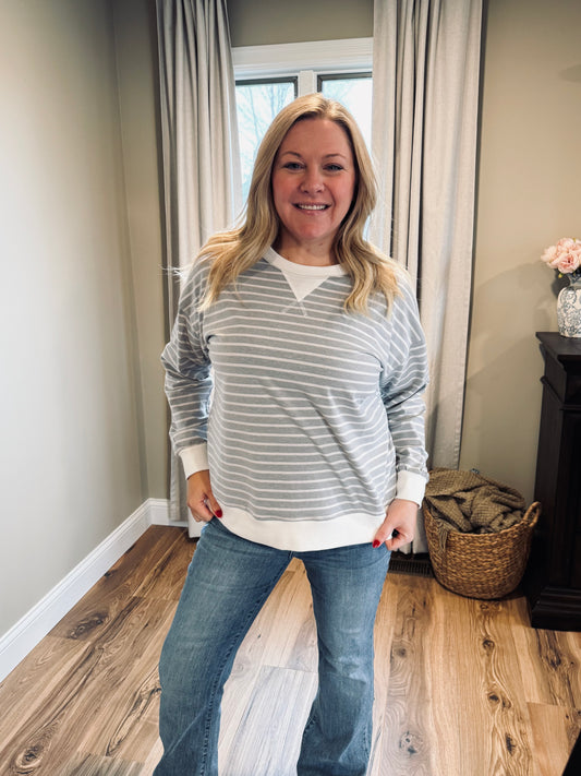 Heather - Striped Pullover