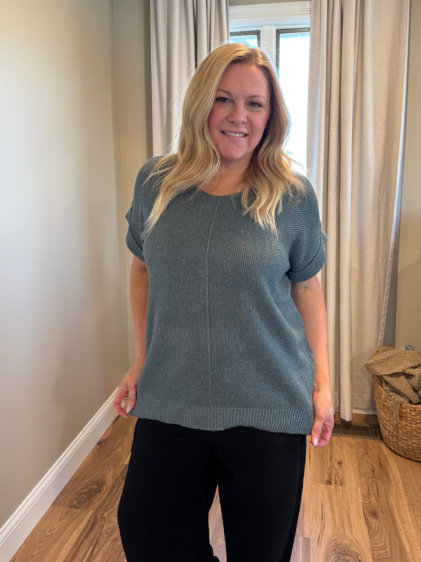 Amanda - Lightweight Sweater