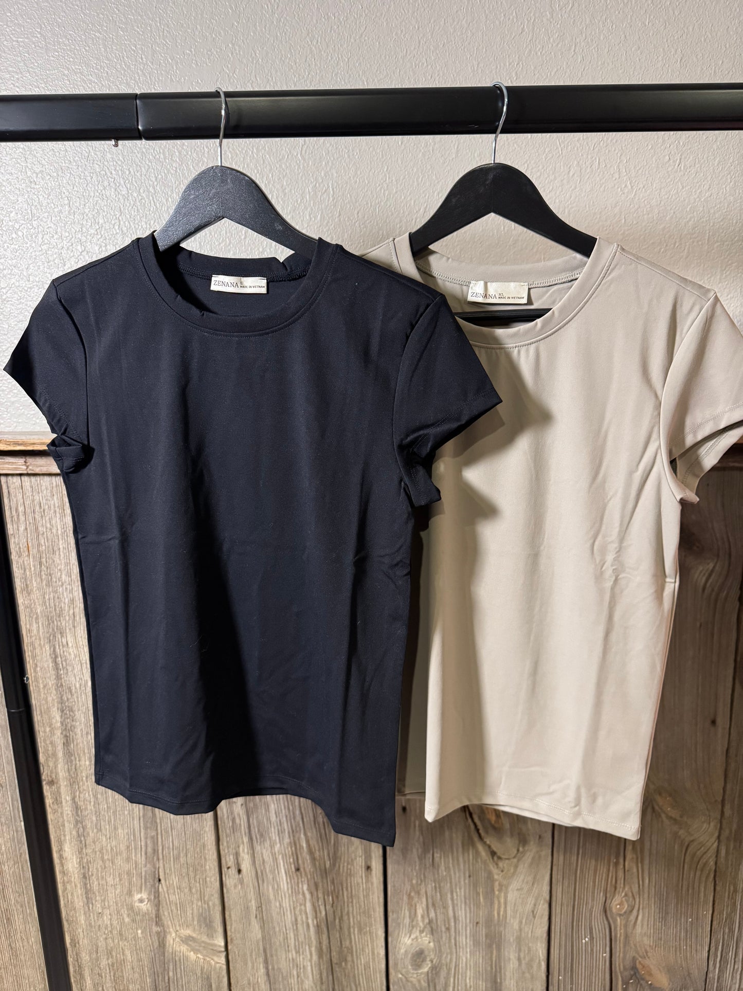 Mary - Stretch Tee